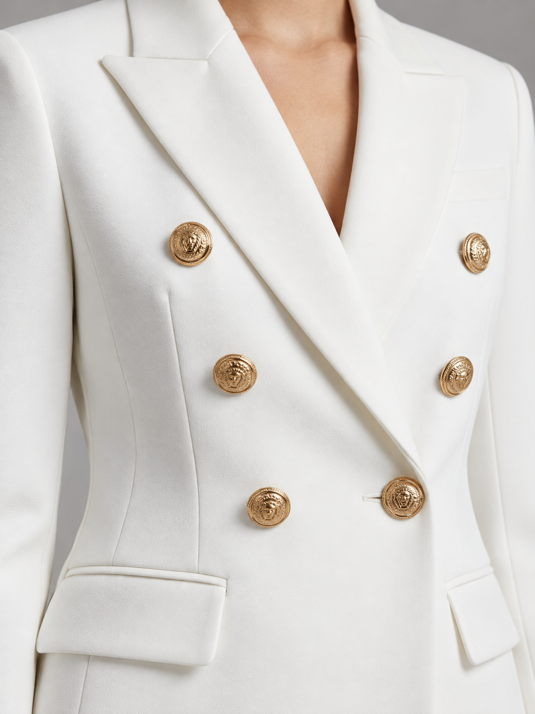Women's double-breasted blazer in white